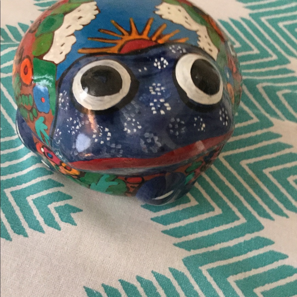 Frog box